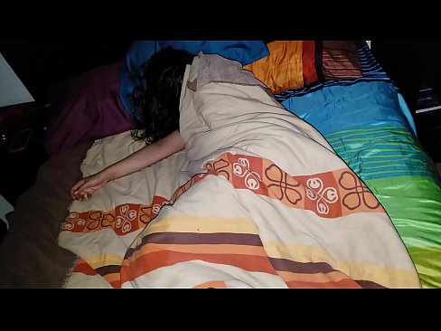 ❤️ Stepson akunyoza mayi ake omupeza ali m’tulo. Kanema wakugonana pa ife ️❤